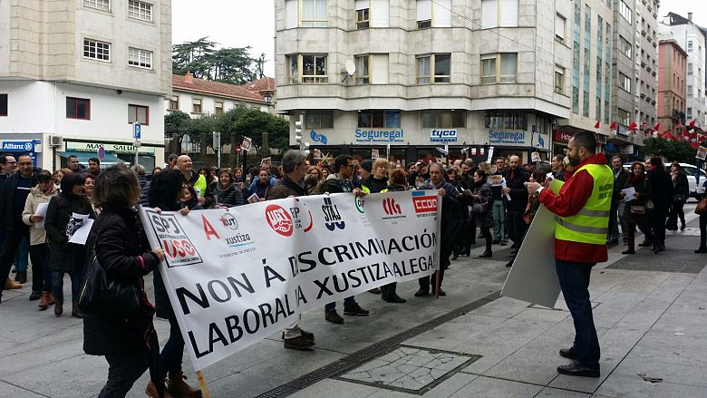 17-12-13 FlgaXustizaPontevedra01.jpeg